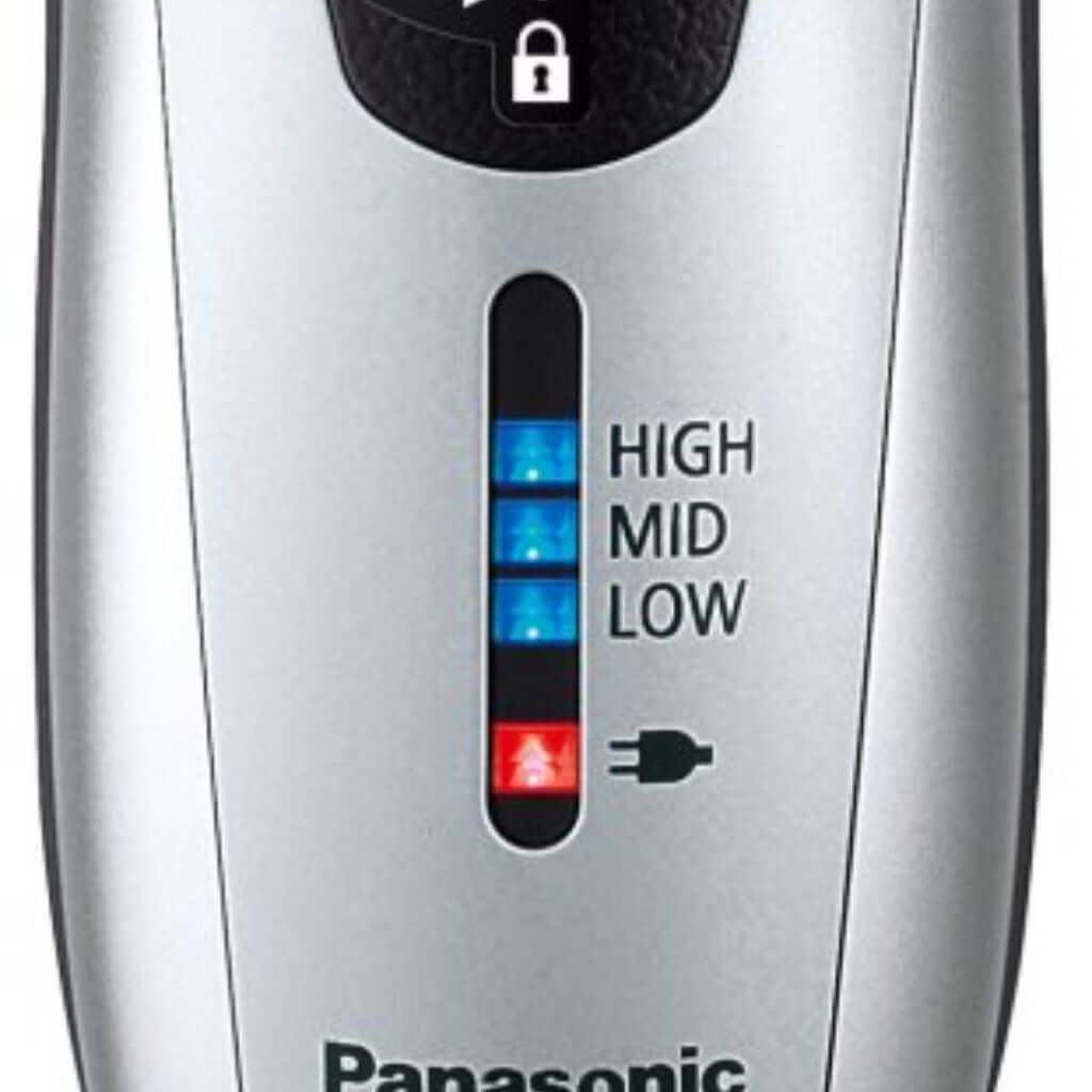Бритва электрическая Panasonic ES-RF31-S520, сухое/влажное бритье, четыре бритвенные головки, мягкий футляр, триммер выдвижной в магазине articool.com.ua.